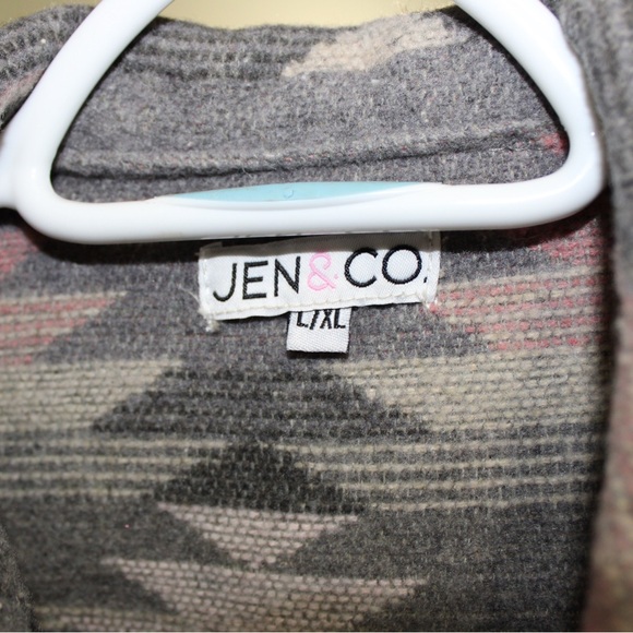 Jen & Co. Patterned Jacket - Picture 3 of 3